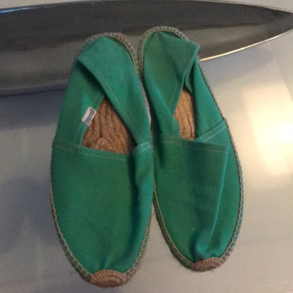 Never worn outside saludos teal moccasins